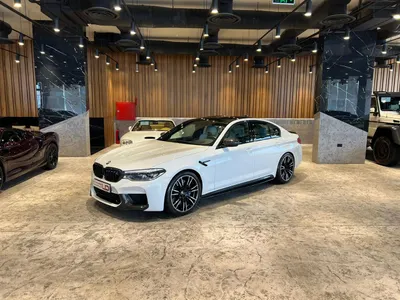 2020 بي ام دبليو الفئة ام إم 5 كومبيتيشن