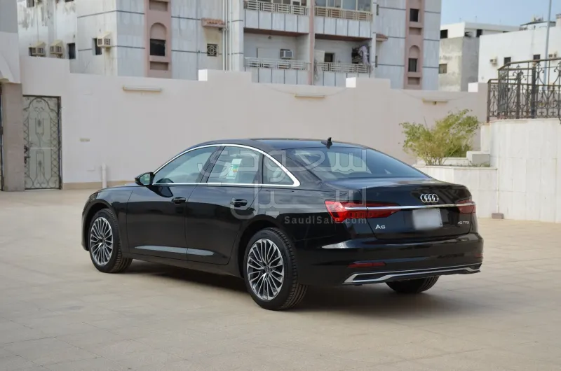 2025 اودي اي 6 40 تي اف اس اي