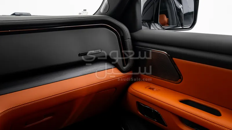 2025 روكس 01