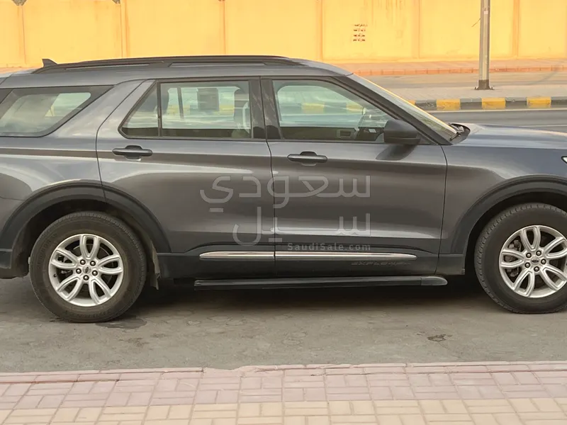 2022 فورد اكسبلورر اكس ال تي