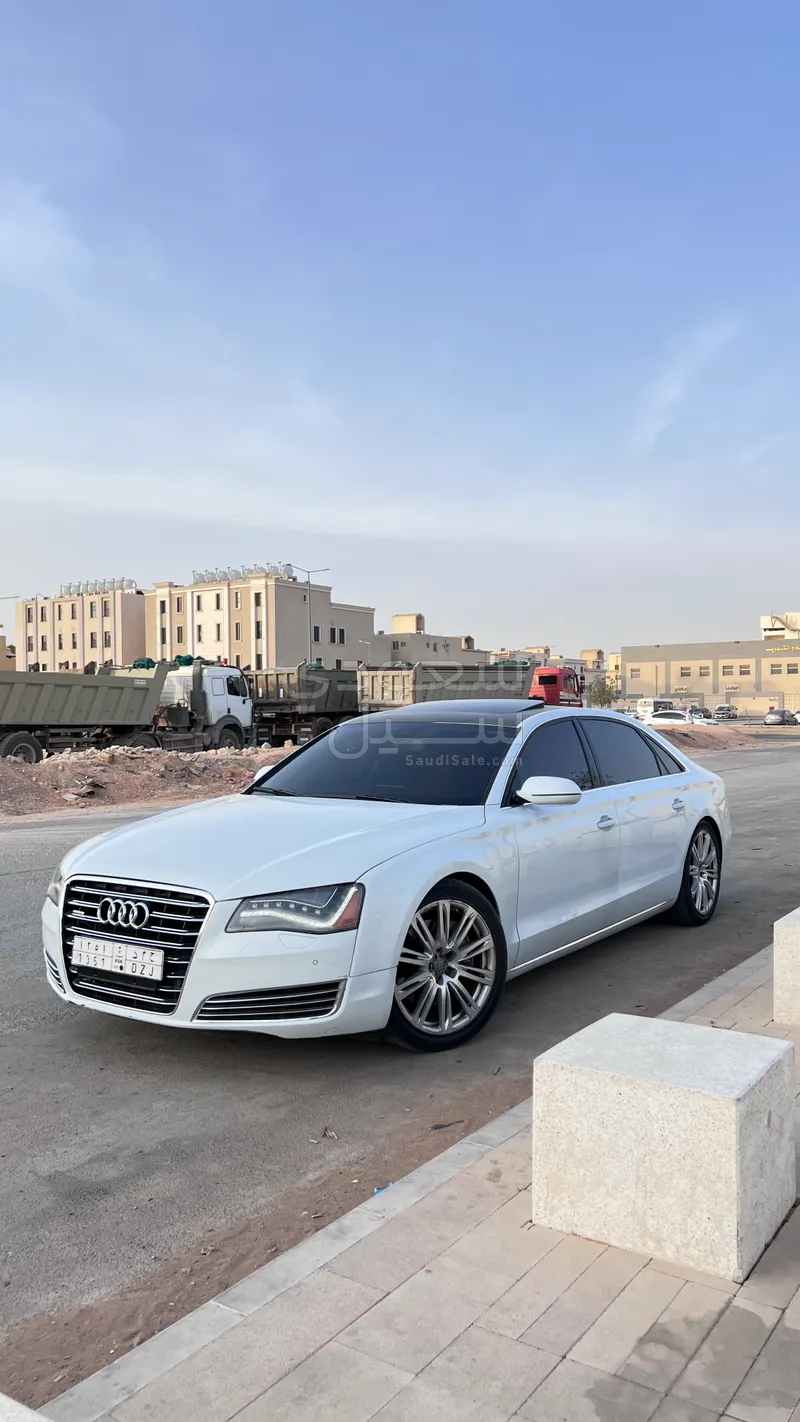 2012 اودي اي 8