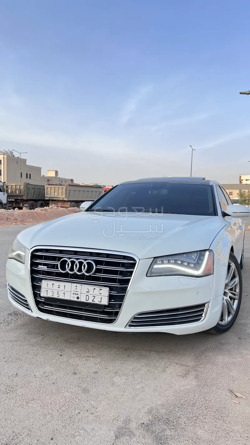 2012 اودي اي 8