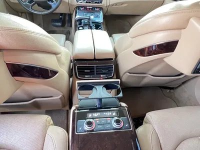 2012 اودي اي 8