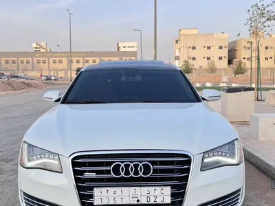 2012 اودي اي 8