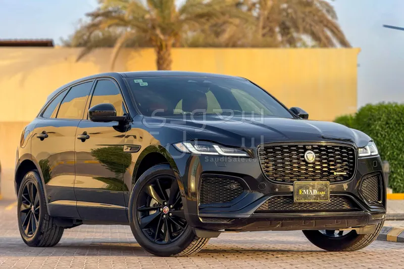 2021 جاكوار اف-بيس