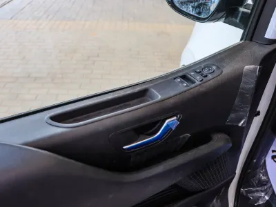 2025 Hyundai Staria