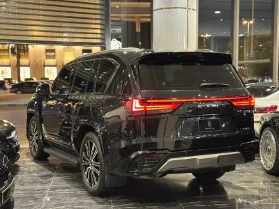 2024 Lexus LX 600