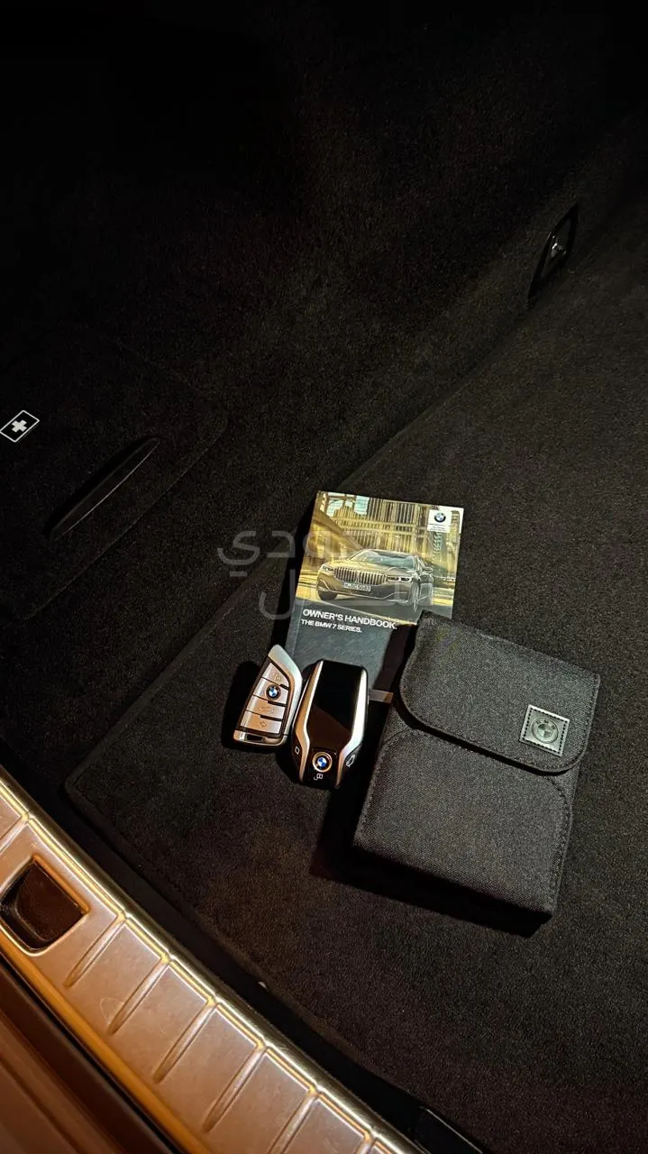 2021 BMW 7 Series 730Li