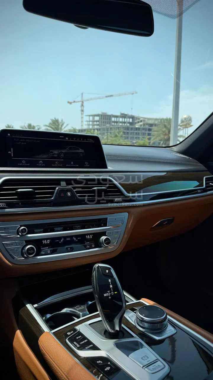 2021 BMW 7 Series 730Li