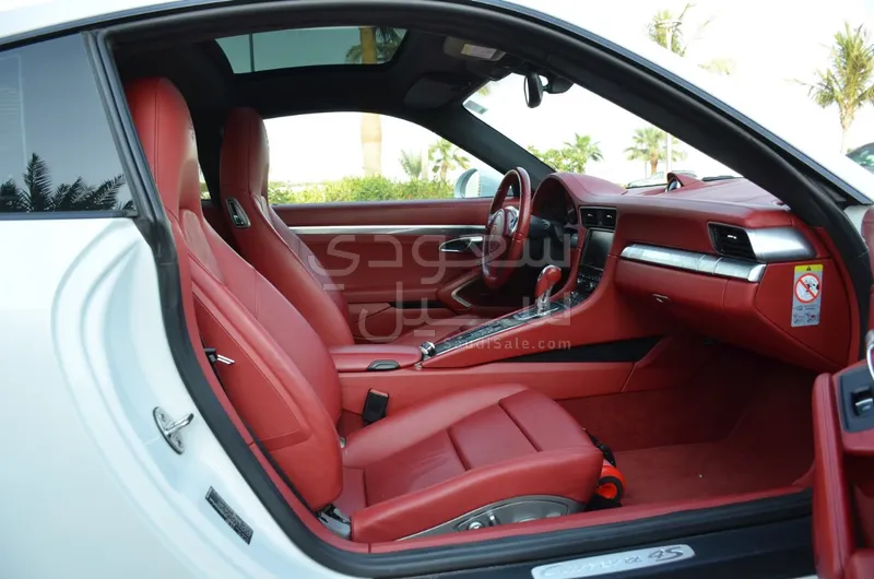2015 Porsche 911 Carrera 4S