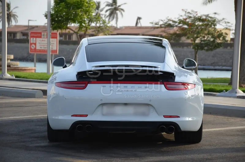2015 Porsche 911 Carrera 4S
