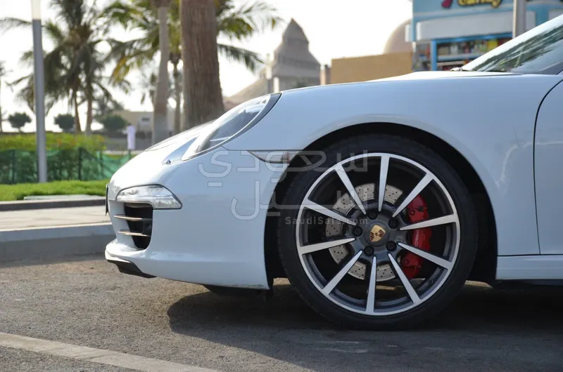 2015 Porsche 911 Carrera 4S