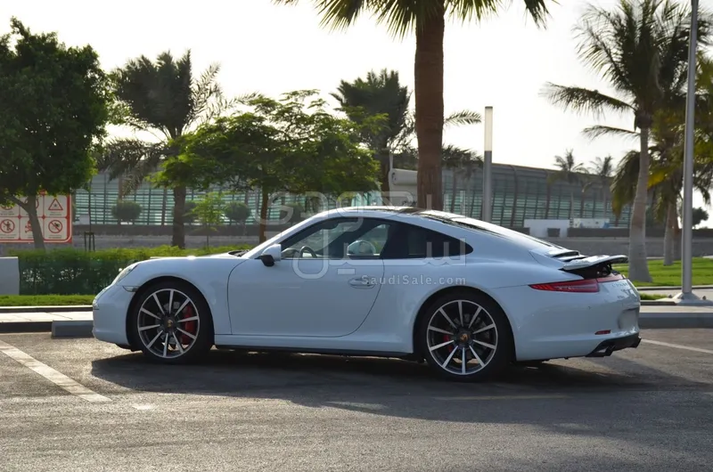 2015 Porsche 911 Carrera 4S