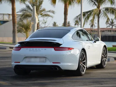 2015 Porsche 911 Carrera 4S