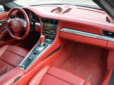 2015 Porsche 911 Carrera 4S