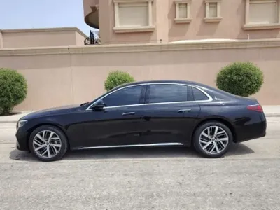 2024 Mercedes-Benz E 300