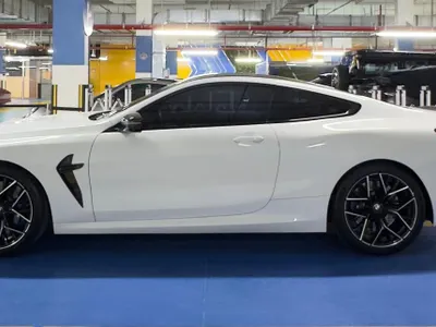 2020 بي ام دبليو الفئة ام إم 8 كومبيتيشن