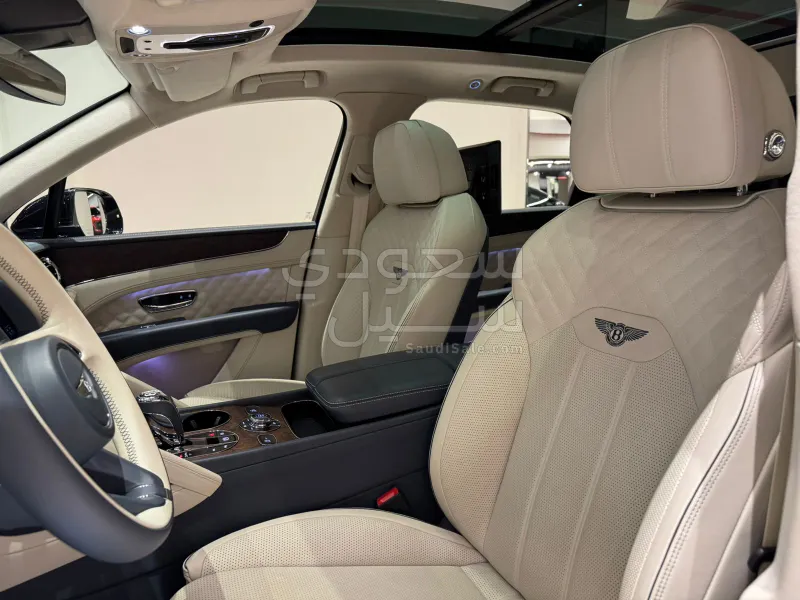 2023 Bentley Bentayga
