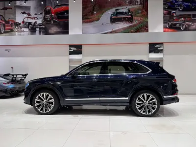 2023 Bentley Bentayga