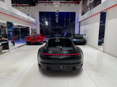2021 Porsche 911 Carrera