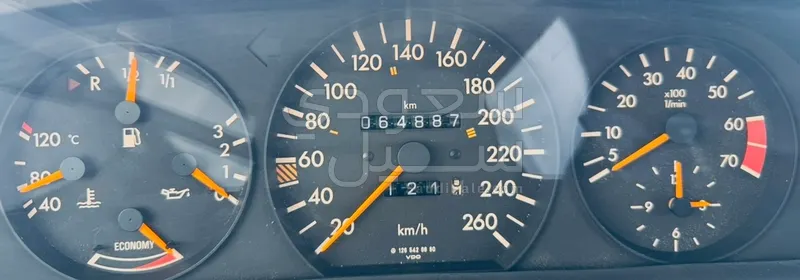 1990 Mercedes-Benz SEL 560