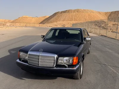 1990 Mercedes-Benz SEL 560
