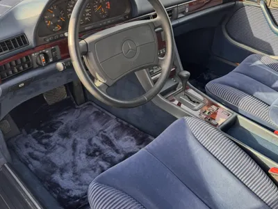 1990 Mercedes-Benz SEL 560