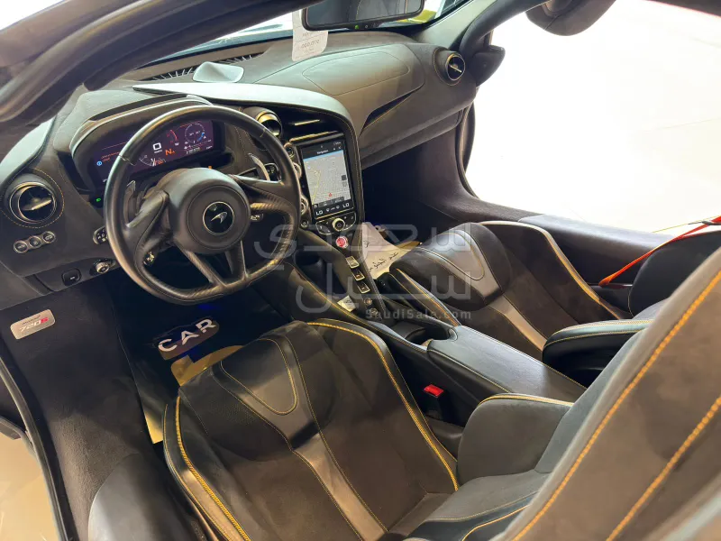 2022 McLaren 720 S