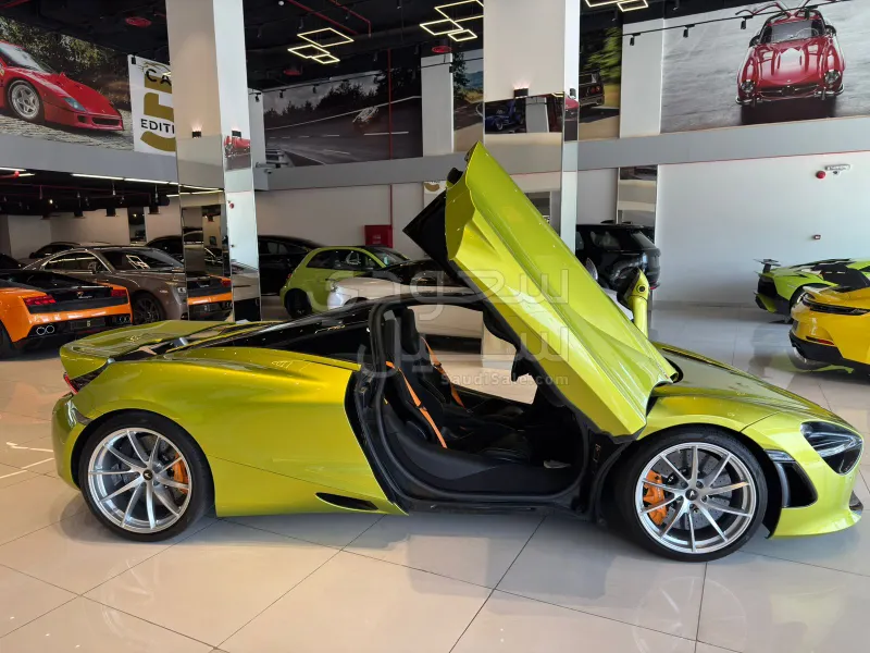 2022 McLaren 720 S