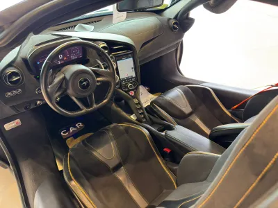 2022 McLaren 720 S