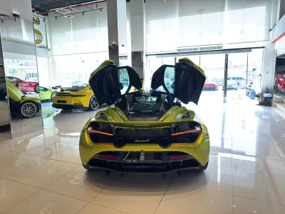 2022 McLaren 720 S