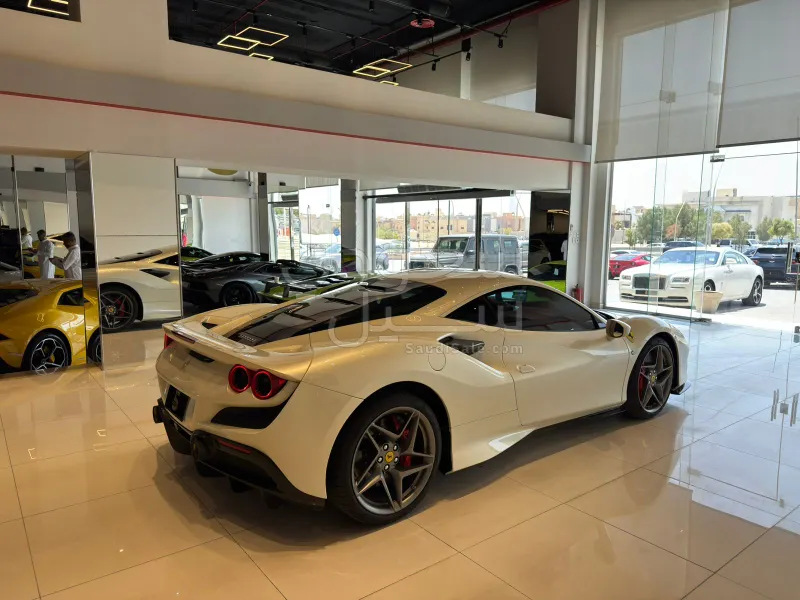 2020 Ferrari F8