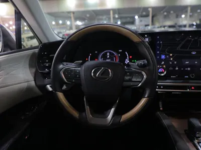 2024 لكزس أر إكس 350