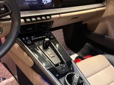 2025 بورش 911 كاريرا