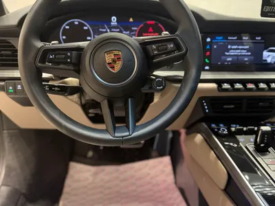2025 بورش 911 كاريرا