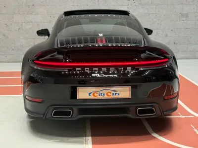 2025 بورش 911 كاريرا