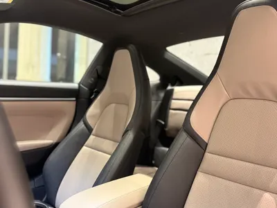 2025 بورش 911 كاريرا