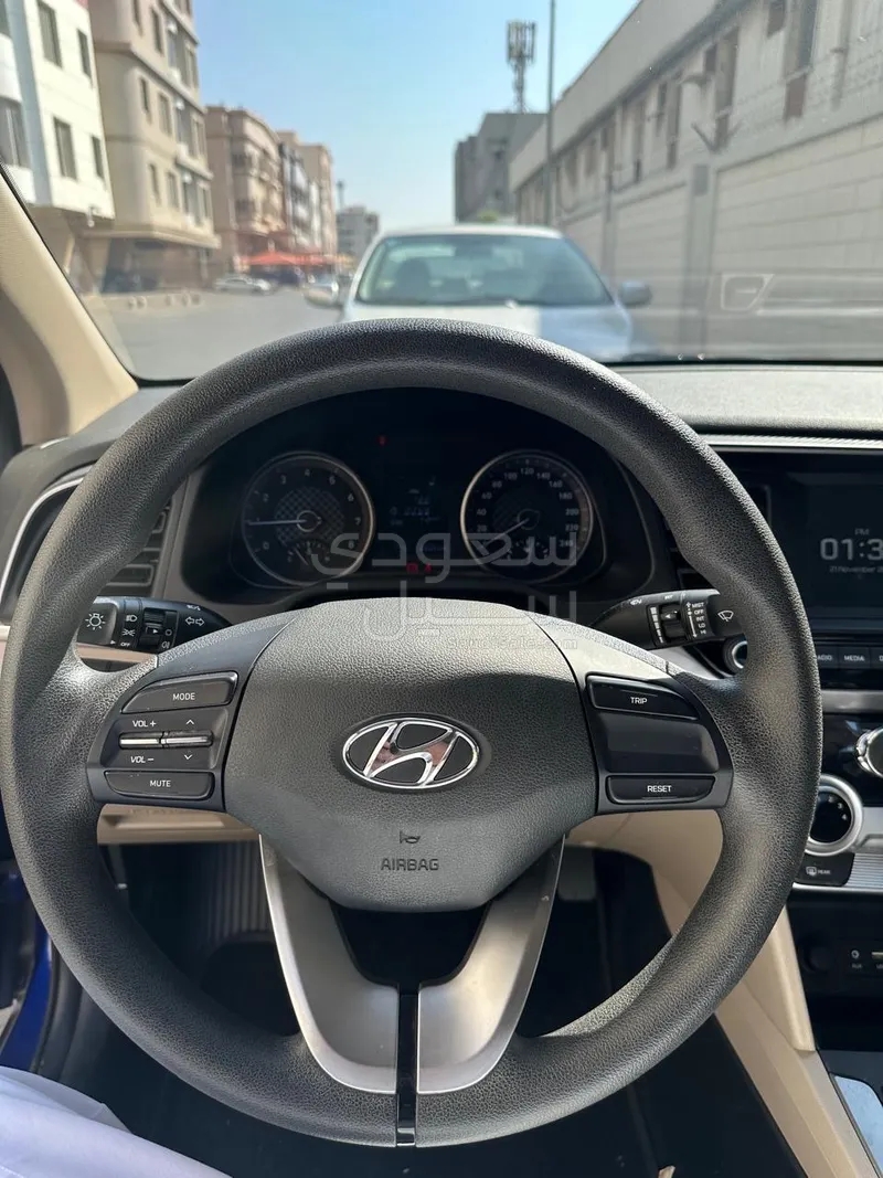2019 هيونداي النترا