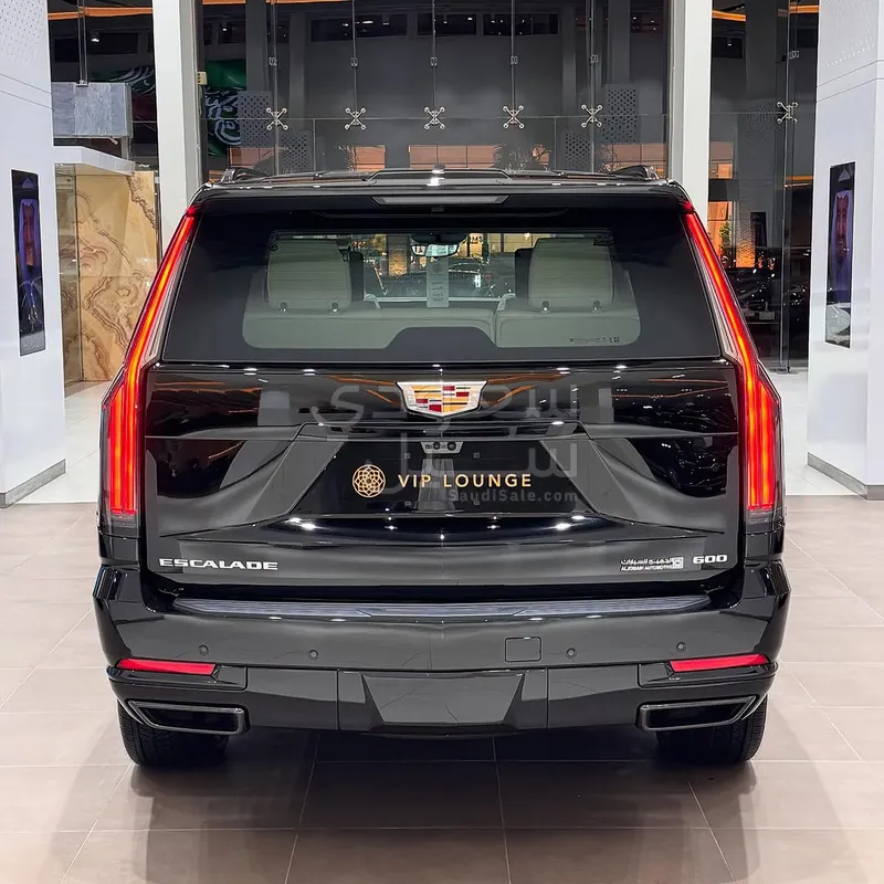 2025 Cadillac Escalade Sport