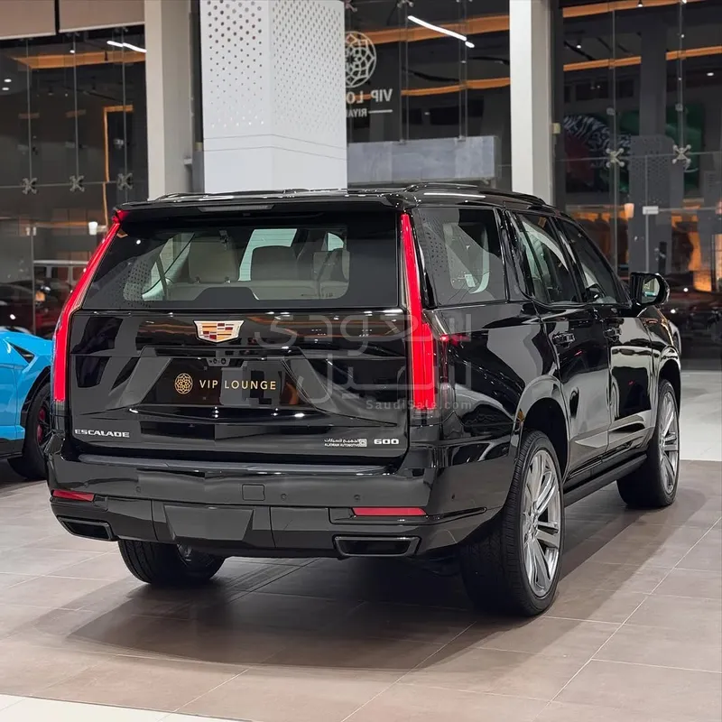 2025 Cadillac Escalade Sport