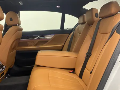 2022 بي ام دبليو الفئة السابعة 730 إل أي