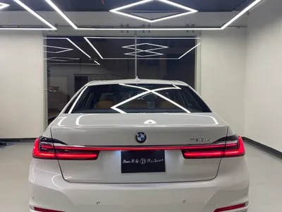 2022 بي ام دبليو الفئة السابعة 730 إل أي