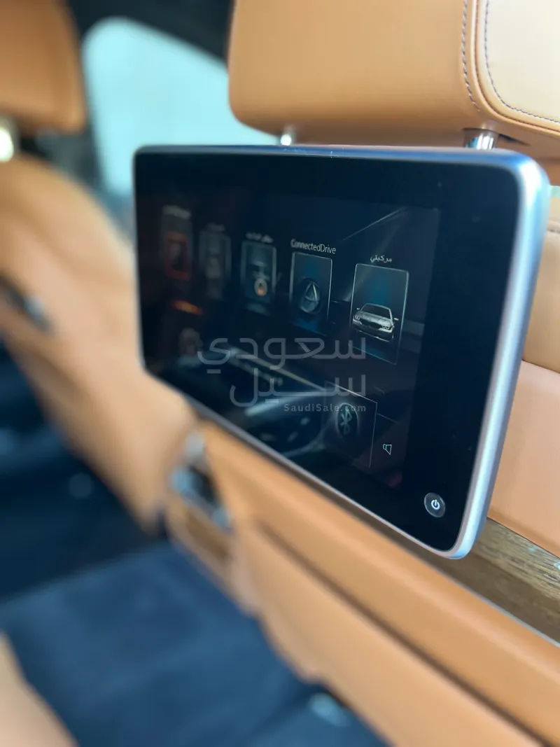 2016 بي ام دبليو الفئة السابعة 740 إل أي