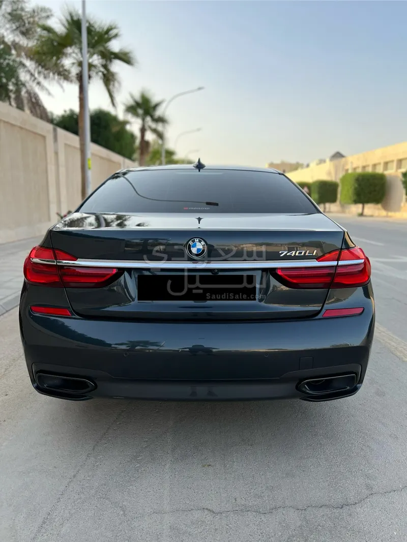 2016 بي ام دبليو الفئة السابعة 740 إل أي