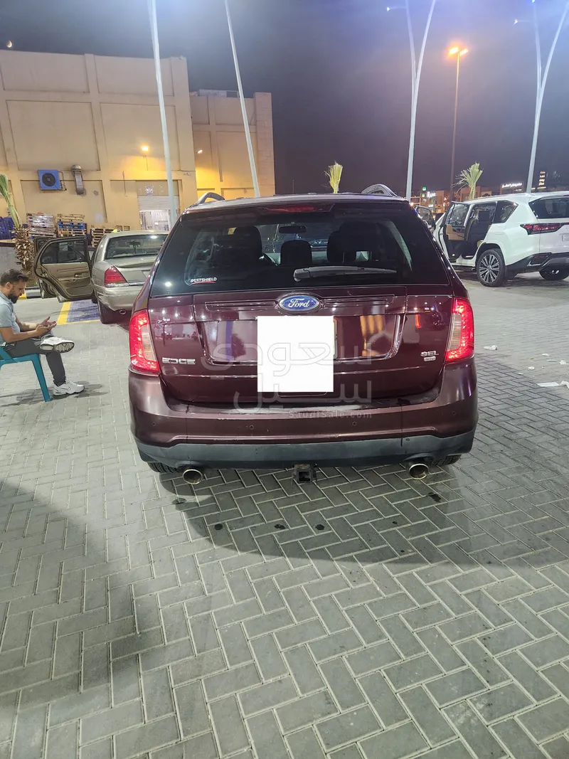 2011 فورد ادج اس اي ال