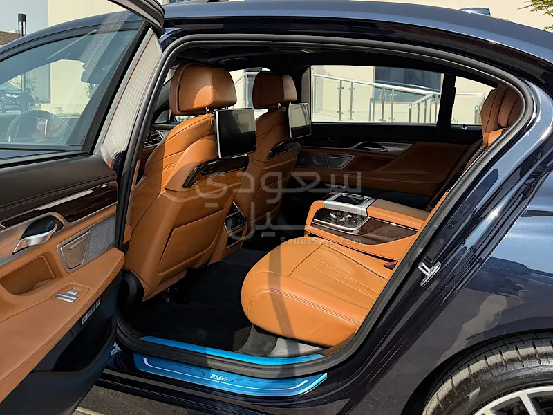 2016 BMW 7 Series 750Li