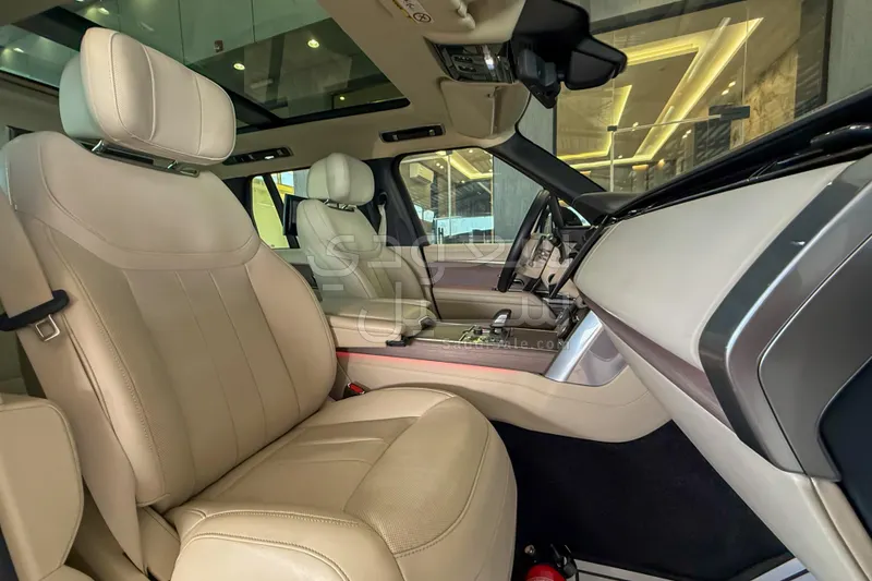 2022 Land Rover Range Rover First Edition