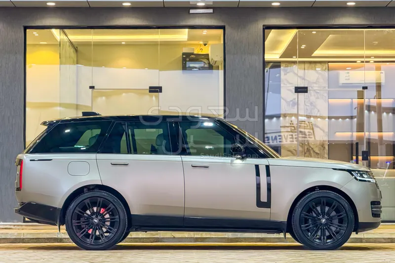 2022 Land Rover Range Rover First Edition