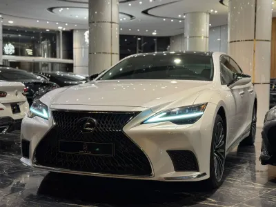 2024 لكزس إل إس 350