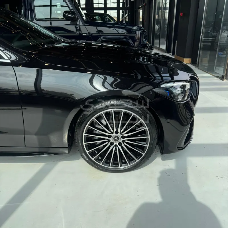 2025 Mercedes-Benz C 200